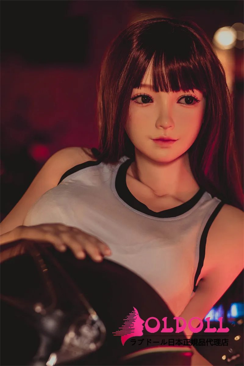 Bezlya Doll 冬青 160cm Bカップ