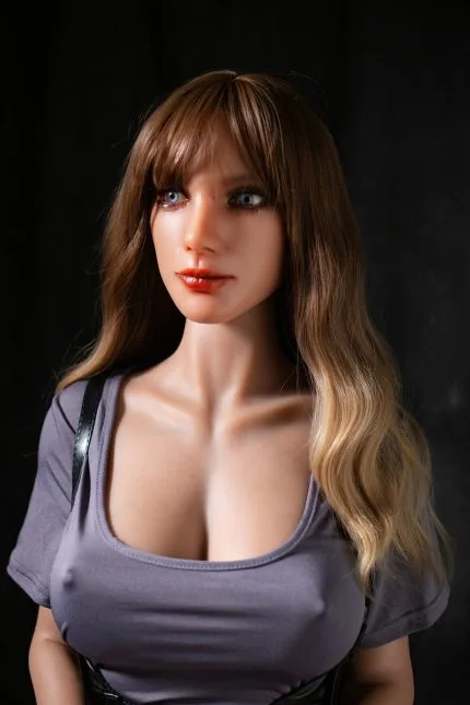 YL Doll Jill 158cm